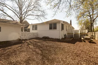 219 W Oak Avenue, Wheaton, IL 60187 - Photo 28