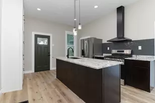 1308 W Market St, Bloomington, IL 61701 - Photo 12