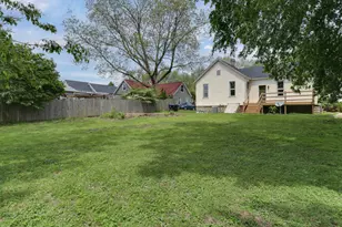 1308 W Market St, Bloomington, IL 61701 - Photo 34
