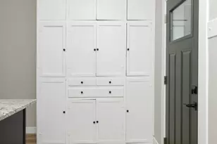 1308 W Market St, Bloomington, IL 61701 - Photo 20