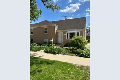 9333 Jackson Avenue, Brookfield, IL 60513 - Photo 1