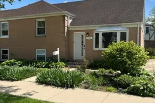 9333 Jackson Ave, Brookfield, IL 60513 - Photo 1
