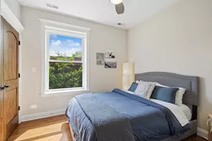 1328 W Bryn Mawr Ave, Chicago, IL 60660 - Photo 18