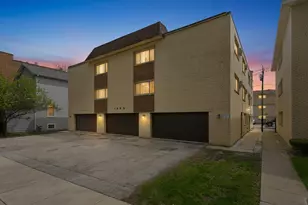 1363 Perry St, Des Plaines, IL 60016 - Photo 1