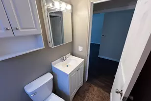 936 Russell Pl, Mundelein, IL 60060 - Photo 14