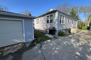 936 Russell Pl, Mundelein, IL 60060 - Photo 22