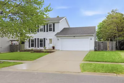 9 Chaucer Lane, Streamwood, IL 60107 - Photo 2