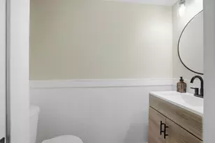 9 Chaucer Ln, Streamwood, IL 60107 - Photo 12