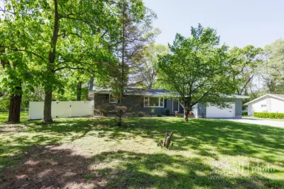 6186 E 260 S Road, Saint Anne, IL 60964 - Photo 2