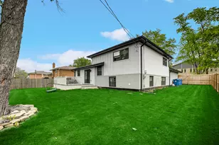 10324 S 81st Ave, Palos Hills, IL 60465 - Photo 20