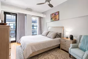 1033 W 14th Pl, Chicago, IL 60608 - Photo 6
