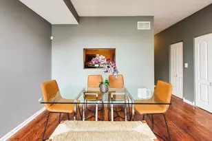 4720 S Woodlawn Ave, Chicago, IL 60615 - Photo 4