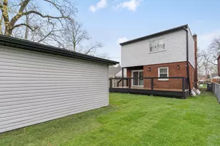 5232 Greenwood St, Skokie, IL 60077 - Photo 28