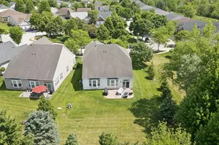 3898 Valhalla Dr, Elgin, IL 60124 - Photo 32