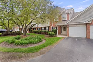 1246 E Evergreen Dr, Palatine, IL 60074 - Photo 1