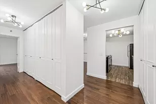200 N Dearborn St, Chicago, IL 60601 - Photo 12