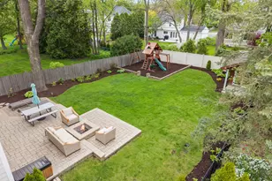 451 Lowell Ave, Glen Ellyn, IL 60137 - Photo 2