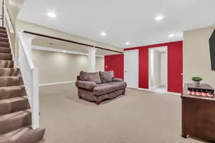 2501 S Vaupell Dr, McHenry, IL 60051 - Photo 22