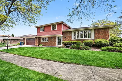 1018 E 193rd Street, Glenwood, IL 60425 - Photo 2