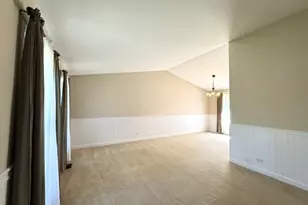 129 Rumsey Pl, Westmont, IL 60559 - Photo 2