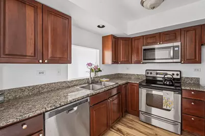 11 Foxcroft Road #11-131, Naperville, IL 60565 - Photo 10