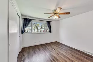 509 N Willow Rd, Elmhurst, IL 60126 - Photo 6