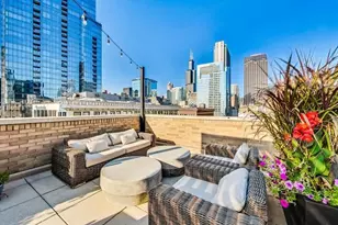 6 N Michigan Ave, Chicago, IL 60602 - Photo 4