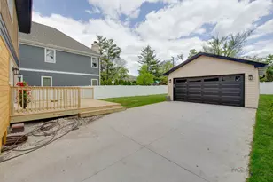 607 S Cedar Ave, Elmhurst, IL 60126 - Photo 44