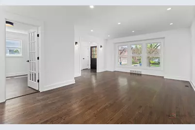 607 S Cedar Avenue, Elmhurst, IL 60126 - Photo 6