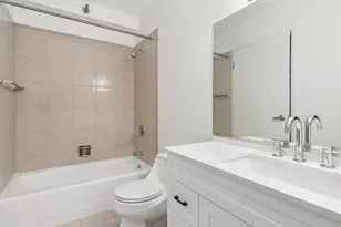 512 N McClurg Ct, Chicago, IL 60611 - Photo 18