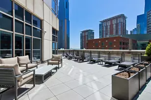 512 N McClurg Ct, Chicago, IL 60611 - Photo 36