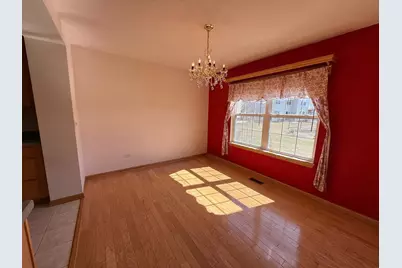 601 Blue Springs Drive #289, Fox Lake, IL 60020 - Photo 4
