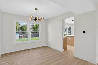 1818 Hawk Lane, Elk Grove Village, IL 60007 - Photo 6