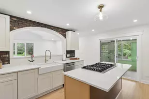 28W521 Purnell Rd, West Chicago, IL 60185 - Photo 10