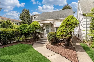 4438 N Narragansett Avenue, Harwood Heights, IL 60706 - Photo 1