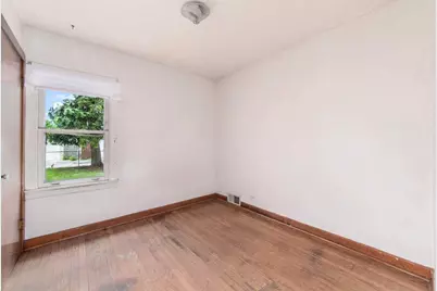 4438 N Narragansett Avenue, Harwood Heights, IL 60706 - Photo 10