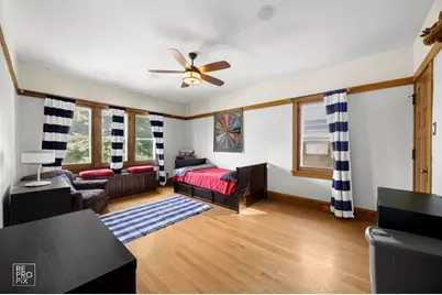 229 S Ridgeland Avenue, Oak Park, IL 60302 - Photo 12