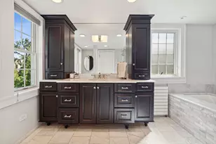1094 Pine St, Winnetka, IL 60093 - Photo 12