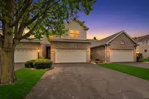 2211 Autumn Ln, Dekalb, IL 60115 - Photo 1