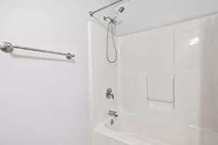 2211 Autumn Ln, Dekalb, IL 60115 - Photo 26