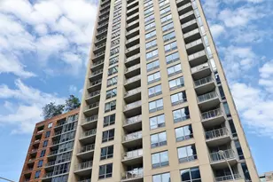 420 E Waterside Dr, Chicago, IL 60601 - Photo 1