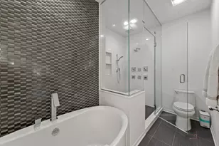 2240 Washington Dr, Northbrook, IL 60062 - Photo 14