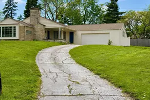 1501 Sugar Valley Ln, Joliet, IL 60433 - Photo 1
