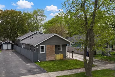127 N Victory Street, Waukegan, IL 60085 - Photo 2