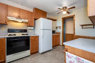 34835 N Long Ave, Ingleside, IL 60041 - Photo 8