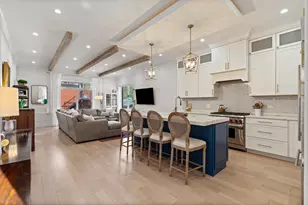 2112 W Haddon Ave, Chicago, IL 60622 - Photo 8