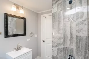 8043 S Yale Ave, Chicago, IL 60620 - Photo 8