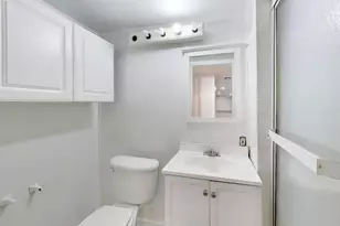 444 S Elmwood Dr, Aurora, IL 60506 - Photo 24