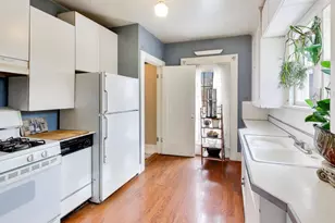 444 S Elmwood Dr, Aurora, IL 60506 - Photo 10