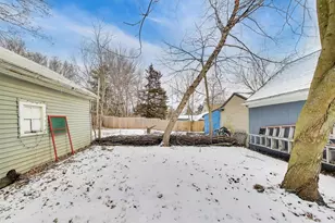 444 S Elmwood Dr, Aurora, IL 60506 - Photo 32